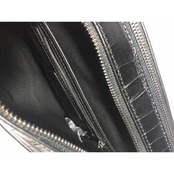 Michael Kors 'Harrison' croc-embossed black leather flight bag - Picture 5 of 5